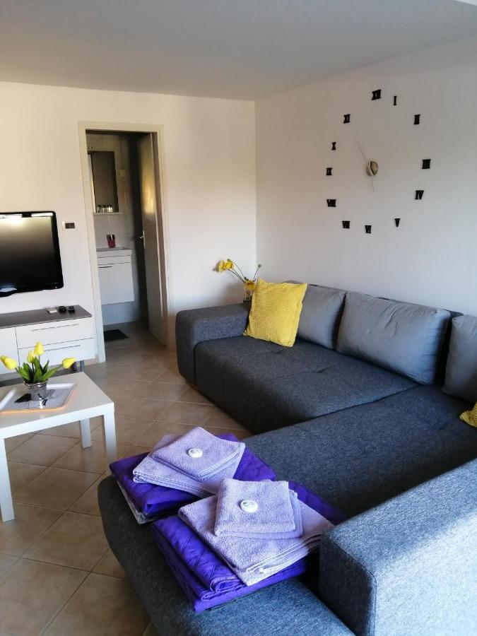 Apartment Lavanda Premantura Exterior foto