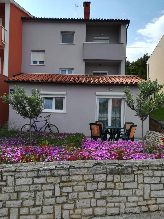 Apartment Lavanda Premantura Exterior foto